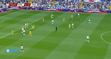 棍哥破僵！马杜埃凯传中造乌龙，英格兰1-0领先安道尔